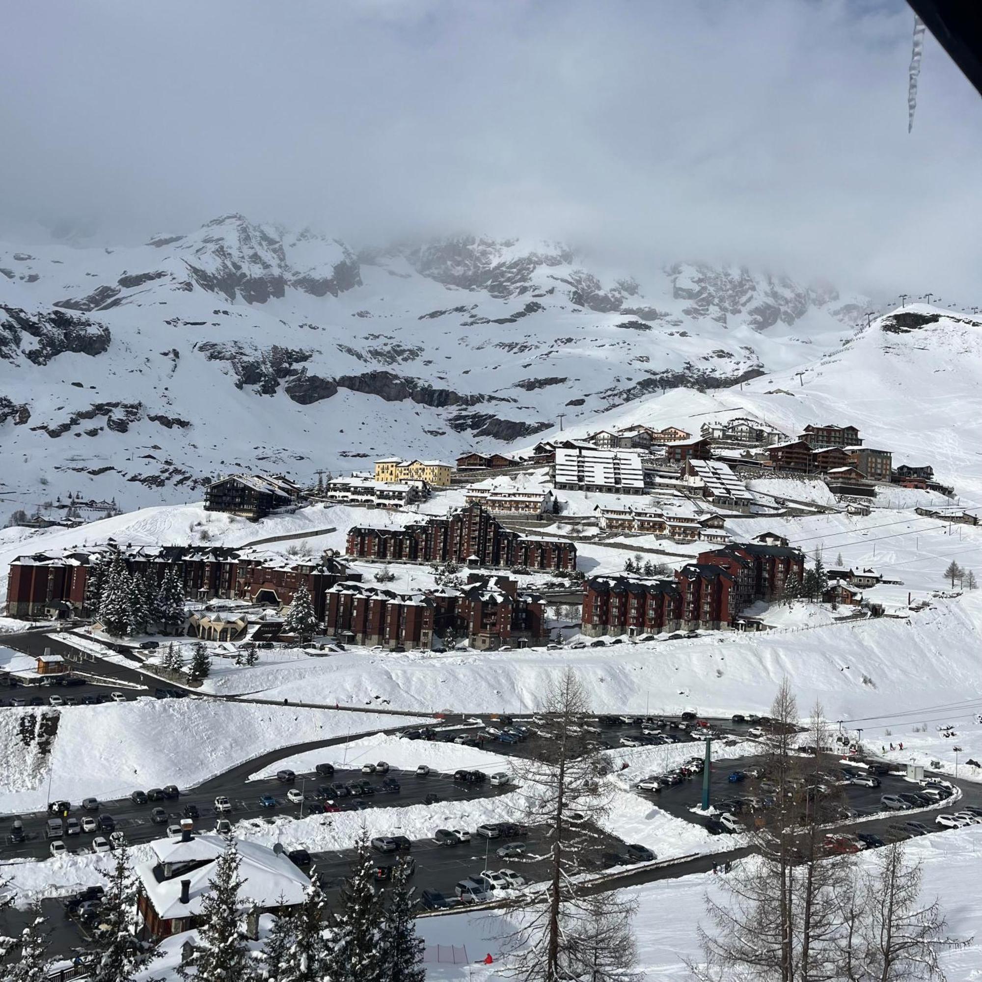 Appartamento Cervinia Fronte Funivie Брей-Червінія Екстер'єр фото
